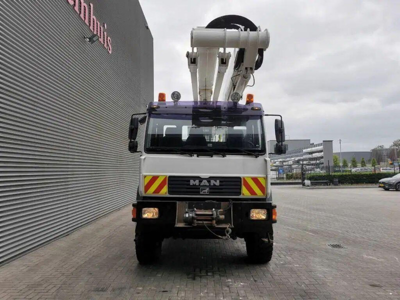 MAN MAN - 18.280 - Lifting basket 20,3 m - 4x4 - Truck mounted aerial platform, Crane truck: picture 2 MAN MAN - 18.280 - Lifting basket 20,3 m - 4x4 - Truck mounted aerial platform, Crane truck: picture 2