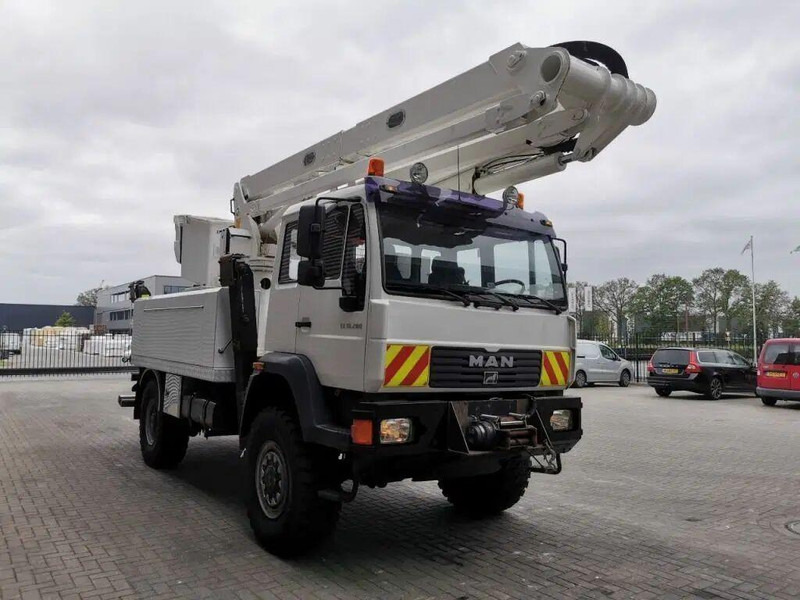 MAN MAN - 18.280 - Lifting basket 20,3 m - 4x4 - Truck mounted aerial platform, Crane truck: picture 1 MAN MAN - 18.280 - Lifting basket 20,3 m - 4x4 - Truck mounted aerial platform, Crane truck: picture 1