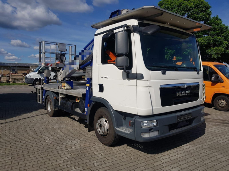 MAN TGL 8.150 22M Multitel - Dropside/ Flatbed truck, Crane truck: picture 3 MAN TGL 8.150 22M Multitel - Dropside/ Flatbed truck, Crane truck: picture 3
