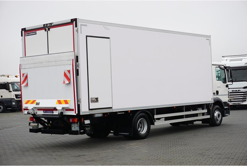 MAN TGM / 15.250 / EURO 6 / CHŁODNIA + WINDA / ŁAD. 6 750 KG / 18 PA - Refrigerator truck: picture 5 MAN TGM / 15.250 / EURO 6 / CHŁODNIA + WINDA / ŁAD. 6 750 KG / 18 PA - Refrigerator truck: picture 5
