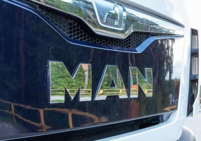 MAN TGS 26.400 6x6 PALFINGER PK 33002 EH Crane Kran - Dropside/ Flatbed truck, Crane truck: picture 5 MAN TGS 26.400 6x6 PALFINGER PK 33002 EH Crane Kran - Dropside/ Flatbed truck, Crane truck: picture 5