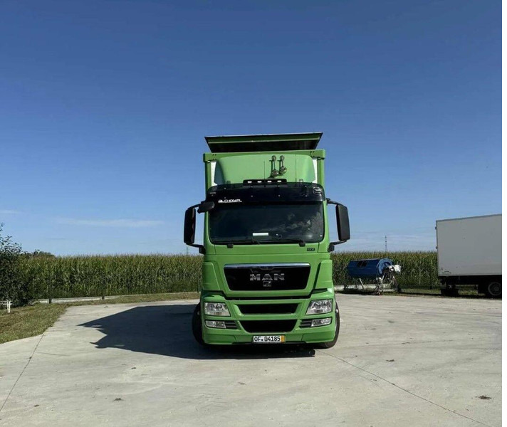 MAN TGS 26.440 Livestock Transporter - Three Deck - Livestock truck: picture 3 MAN TGS 26.440 Livestock Transporter - Three Deck - Livestock truck: picture 3