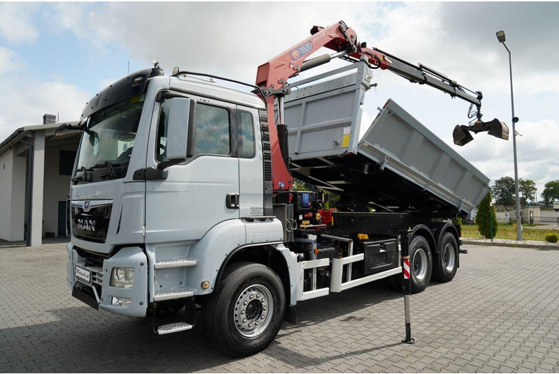 MAN TGS 33.360 / WYWROTKA + HDS - Tipper, Crane truck: picture 2 MAN TGS 33.360 / WYWROTKA + HDS - Tipper, Crane truck: picture 2