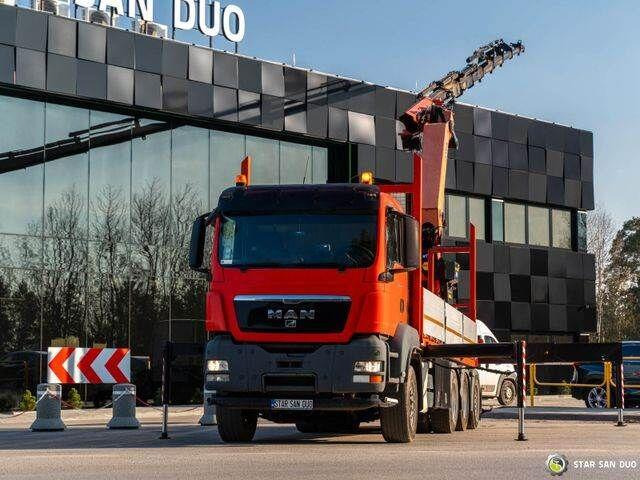 Dropside/ Flatbed truck, Crane truck MAN TGS 35.400 PALFINGER PK 44002 WINCH TRIDEM KRAN: picture 6