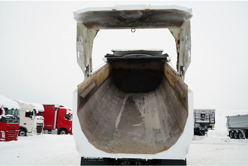 MAN TGS 35.420 / 8X4 / WYWROTKA TYLNOZSYPOWA / HYDROKLAPA / PLANDEKA - Tipper: picture 4 MAN TGS 35.420 / 8X4 / WYWROTKA TYLNOZSYPOWA / HYDROKLAPA / PLANDEKA - Tipper: picture 4