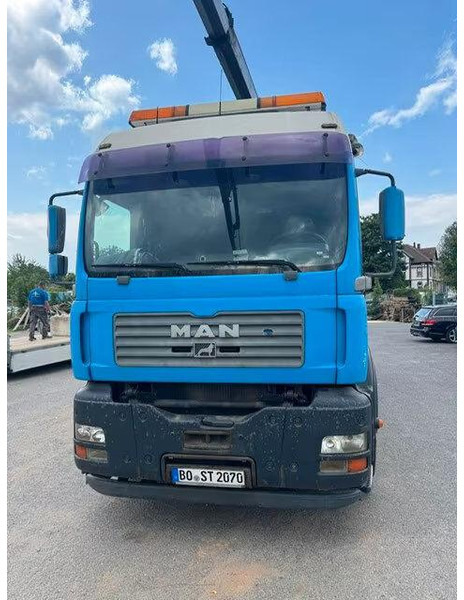 MAN TGX 26.460, 6x4, Palfinger PK 23002 5 hydraulic extensions - Dropside/ Flatbed truck, Crane truck: picture 2 MAN TGX 26.460, 6x4, Palfinger PK 23002 5 hydraulic extensions - Dropside/ Flatbed truck, Crane truck: picture 2