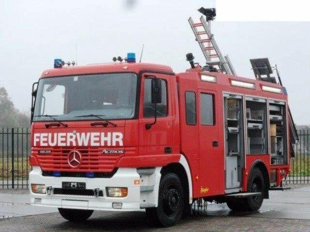 Mercedes-Benz ACTROS 1835 Feuerwehr 2080 L Fire Unit !! - Fire truck: picture 2 Mercedes-Benz ACTROS 1835 Feuerwehr 2080 L Fire Unit !! - Fire truck: picture 2