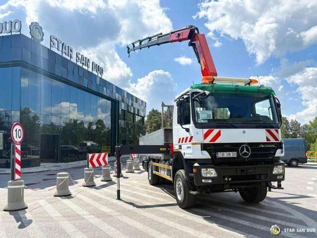 Mercedes-Benz ACTROS 2044A 4x4 Palfinger PK 20002 hds Crane - Dropside/ Flatbed truck, Crane truck: picture 1 Mercedes-Benz ACTROS 2044A 4x4 Palfinger PK 20002 hds Crane - Dropside/ Flatbed truck, Crane truck: picture 1
