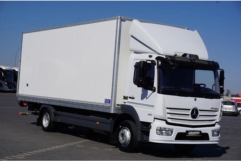 Mercedes-Benz ATEGO / 1221 / ACC / EURO 6 / KONTENER + WINDA / 17 PALET - Box truck: picture 1 Mercedes-Benz ATEGO / 1221 / ACC / EURO 6 / KONTENER + WINDA / 17 PALET - Box truck: picture 1