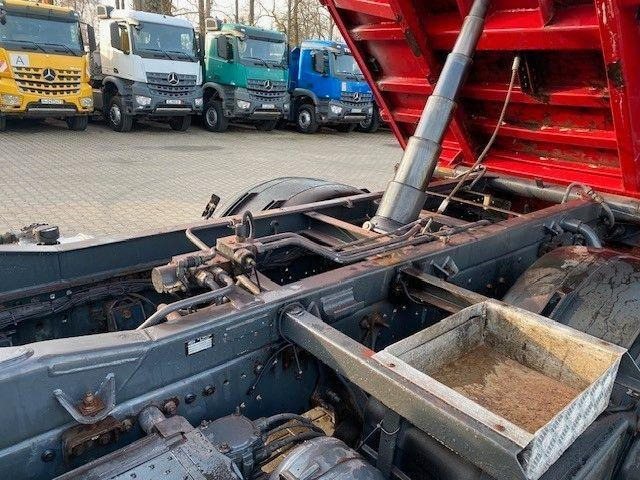 Tipper, Crane truck Mercedes-Benz AXOR 1829: picture 14