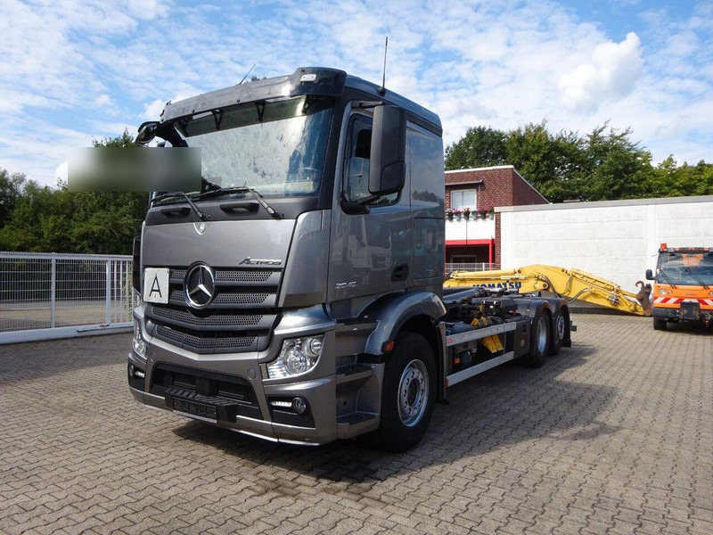 Mercedes-Benz Actros 2545 Hook lift truck 6x2 - Hook lift truck, Crane truck: picture 1 Mercedes-Benz Actros 2545 Hook lift truck 6x2 - Hook lift truck, Crane truck: picture 1