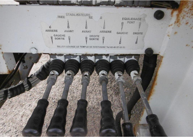 Truck mounted aerial platform Mercedes-Benz Atego 1318 Nacelle - Lifting basket truck: picture 6