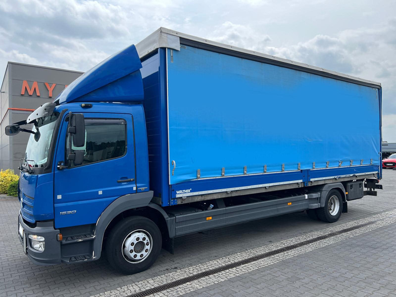 Mercedes-Benz Atego 1530 CURTAIN PLANE+LIFT 1.HAND - Curtainsider truck: picture 2 Mercedes-Benz Atego 1530 CURTAIN PLANE+LIFT 1.HAND - Curtainsider truck: picture 2