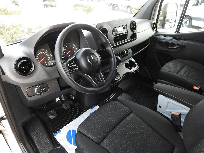 Mercedes-Benz SPRINTER 316 PLANDEKA 8 PALET WEBASTO TEMPOMAT KLIMATYZACJA 160 - Curtain side van: picture 2 Mercedes-Benz SPRINTER 316 PLANDEKA 8 PALET WEBASTO TEMPOMAT KLIMATYZACJA 160 - Curtain side van: picture 2