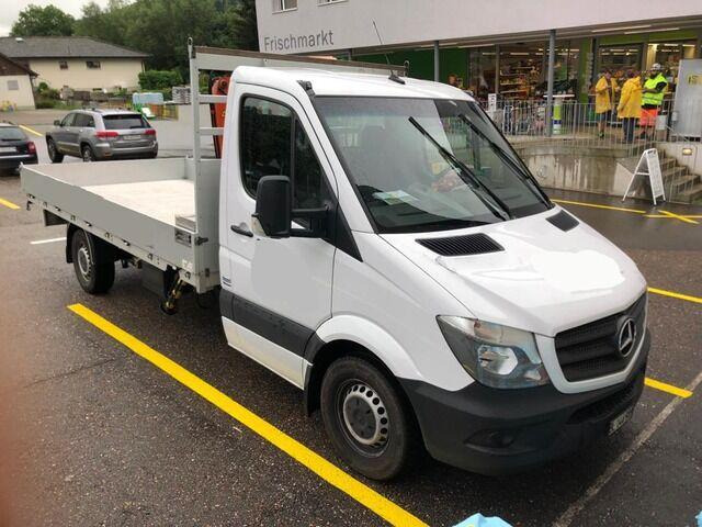 Mercedes-Benz Sprinter 316 CDI Darus platós Maxilift ML 230 D.3 E - Open body delivery van: picture 1 Mercedes-Benz Sprinter 316 CDI Darus platós Maxilift ML 230 D.3 E - Open body delivery van: picture 1