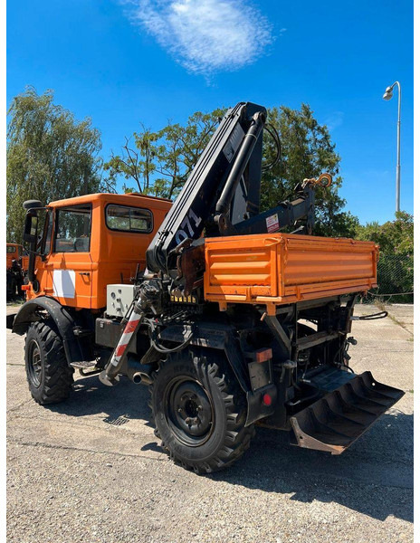 Mercedes-Benz UNIMOG U-900 - Garden tiller: picture 4 Mercedes-Benz UNIMOG U-900 - Garden tiller: picture 4