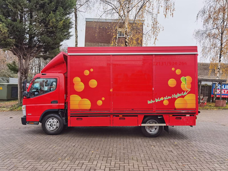 Mitsubishi Fuso Canter 7C15 / 4x2 / beverage truck / hybrid - Beverage truck: picture 4 Mitsubishi Fuso Canter 7C15 / 4x2 / beverage truck / hybrid - Beverage truck: picture 4