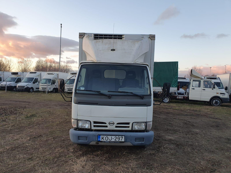Nissan Cabstar 3,0 TDi - Thermo King V400 Max frigo - Refrigerated van: picture 3 Nissan Cabstar 3,0 TDi - Thermo King V400 Max frigo - Refrigerated van: picture 3