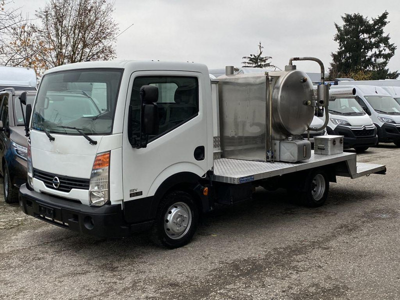 Nissan Cabstar 35.15 Vacuum truck - Vacuum truck: picture 1 Nissan Cabstar 35.15 Vacuum truck - Vacuum truck: picture 1