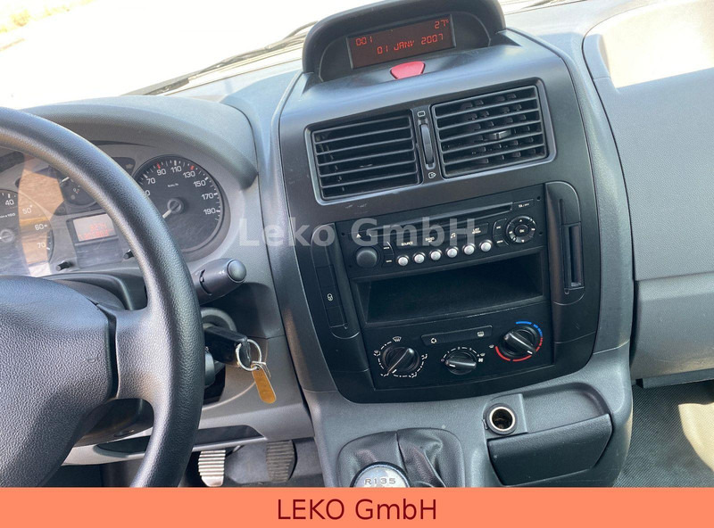 Refrigerated van Peugeot Expert 2,0 HDI: picture 20 Refrigerated van Peugeot Expert 2,0 HDI: picture 20