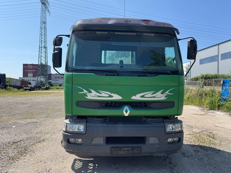 Renault 370 dCI / 6x2 - Tow truck: picture 3 Renault 370 dCI / 6x2 - Tow truck: picture 3