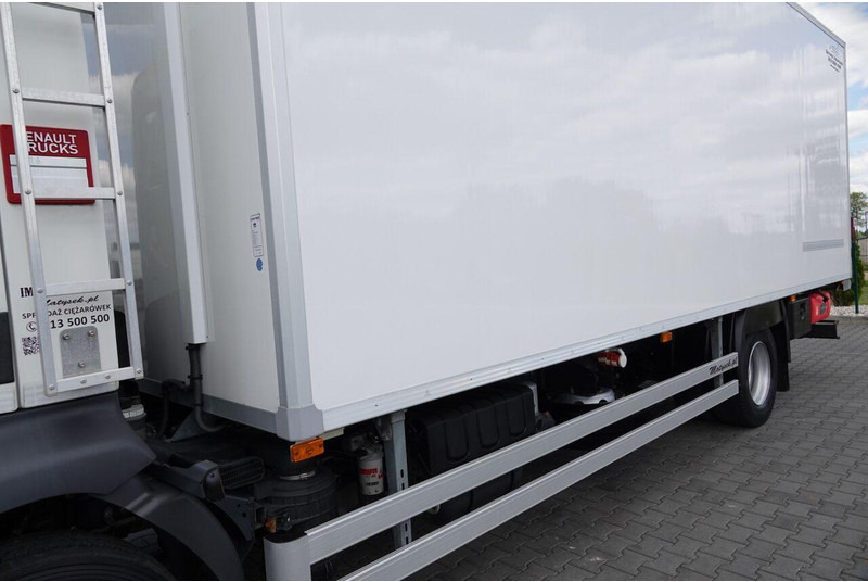 Refrigerator truck Renault D 16 260 / CHŁODNIA - 6,8 M / MULTITEMPERATURA / CARRIER SUPRA 8: picture 9