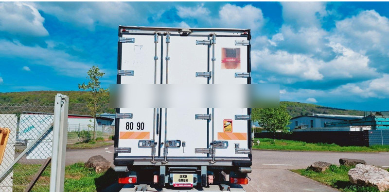 Renault Midlum 220 - Refrigerator truck: picture 5 Renault Midlum 220 - Refrigerator truck: picture 5