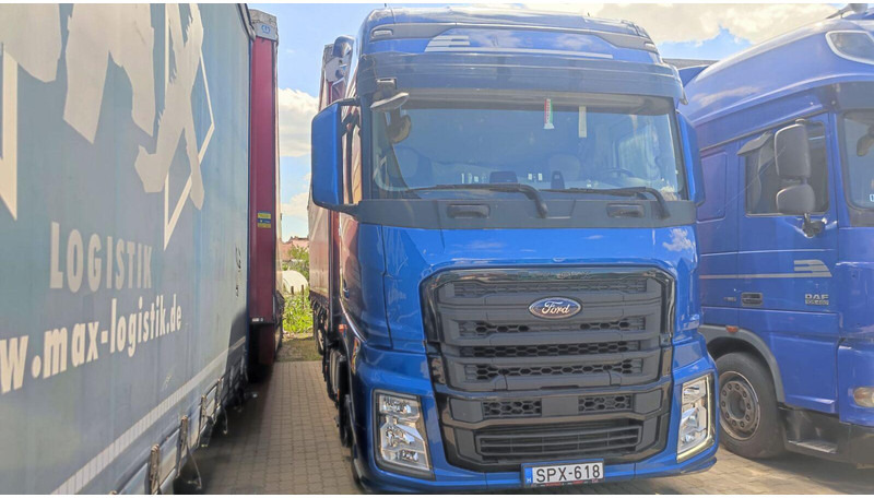 Ford F-MAX 500 Tractor Lowdeck - MEGA - Tractor unit: picture 2 Ford F-MAX 500 Tractor Lowdeck - MEGA - Tractor unit: picture 2