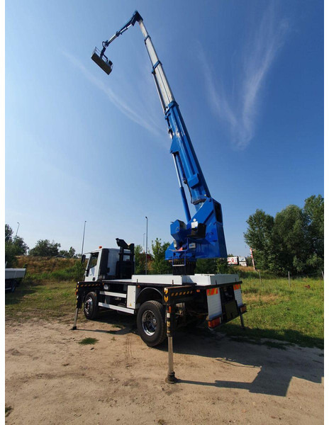 Iveco Eurocargo ML 180 E 24 - Bizocchi KJF 320 lifting basket 32 m - Truck, Crane truck: picture 3 Iveco Eurocargo ML 180 E 24 - Bizocchi KJF 320 lifting basket 32 m - Truck, Crane truck: picture 3