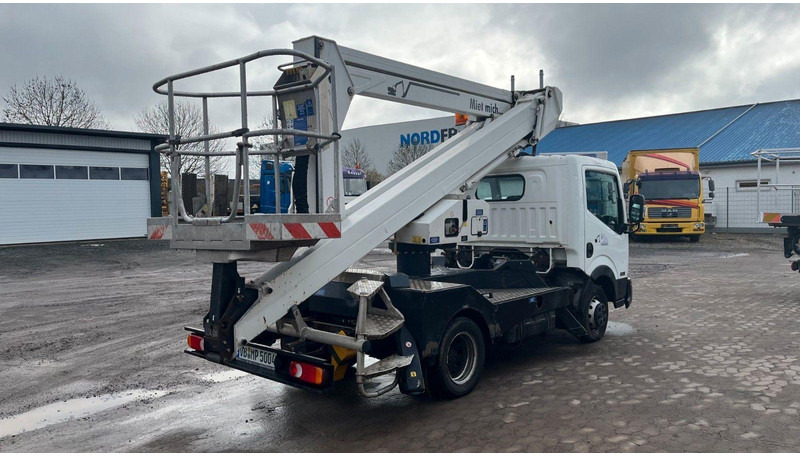 Nissan Palfinger P200A-NC 17m - Truck, Crane truck: picture 5 Nissan Palfinger P200A-NC 17m - Truck, Crane truck: picture 5