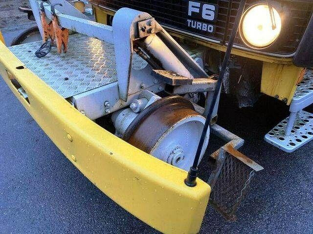 Volvo F 6 RAIL ROAD Platform Schienen TWO WAY - Truck mounted aerial platform: picture 5 Volvo F 6 RAIL ROAD Platform Schienen TWO WAY - Truck mounted aerial platform: picture 5