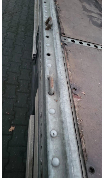 Autotransporter truck Volvo FL210 - Platform truck: picture 19