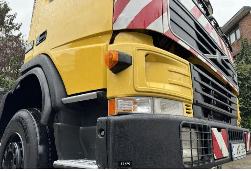 Volvo FM12 6x6 Hook lift - Hook lift truck: picture 5 Volvo FM12 6x6 Hook lift - Hook lift truck: picture 5