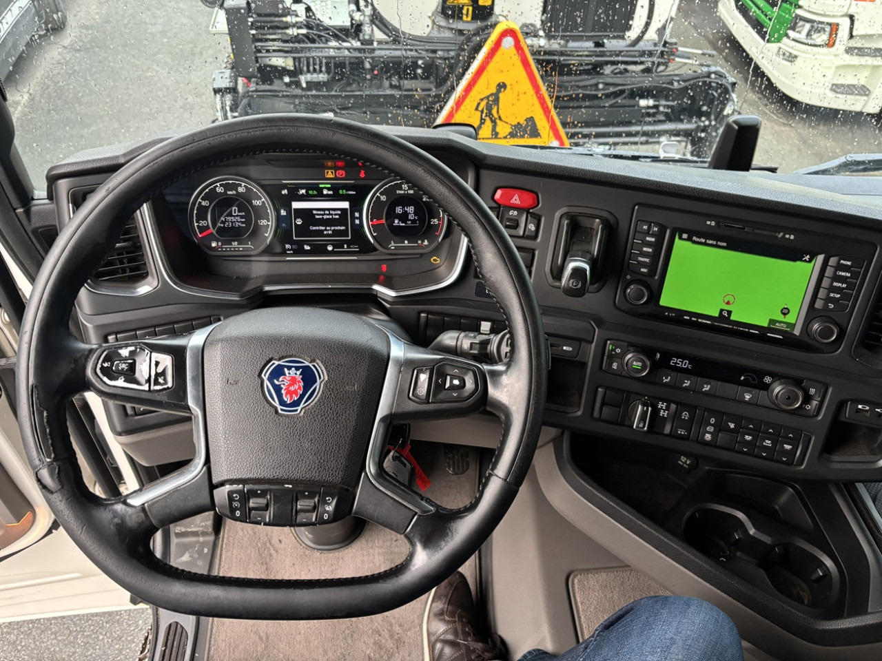 Tractor unit SCANIA R 500 A6x4NB: picture 7