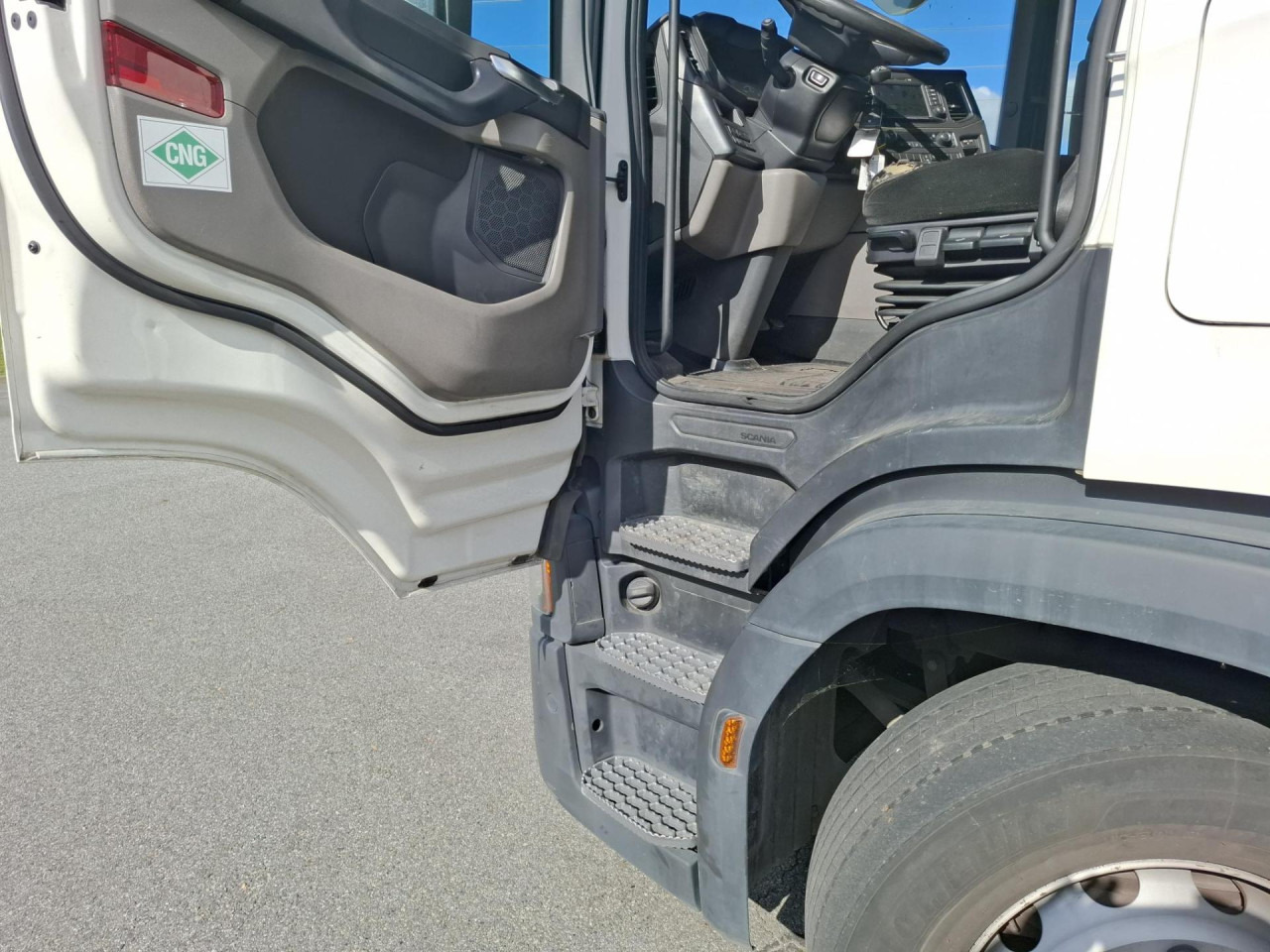 SCANIA SCANIA G410 A4x2 GNC - Tractor unit: picture 2 SCANIA SCANIA G410 A4x2 GNC - Tractor unit: picture 2