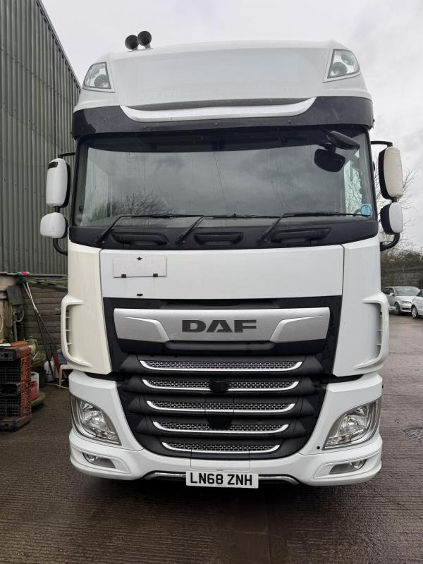 DAF FTG XF 480 Super Space cab - Tractor unit: picture 3 DAF FTG XF 480 Super Space cab - Tractor unit: picture 3