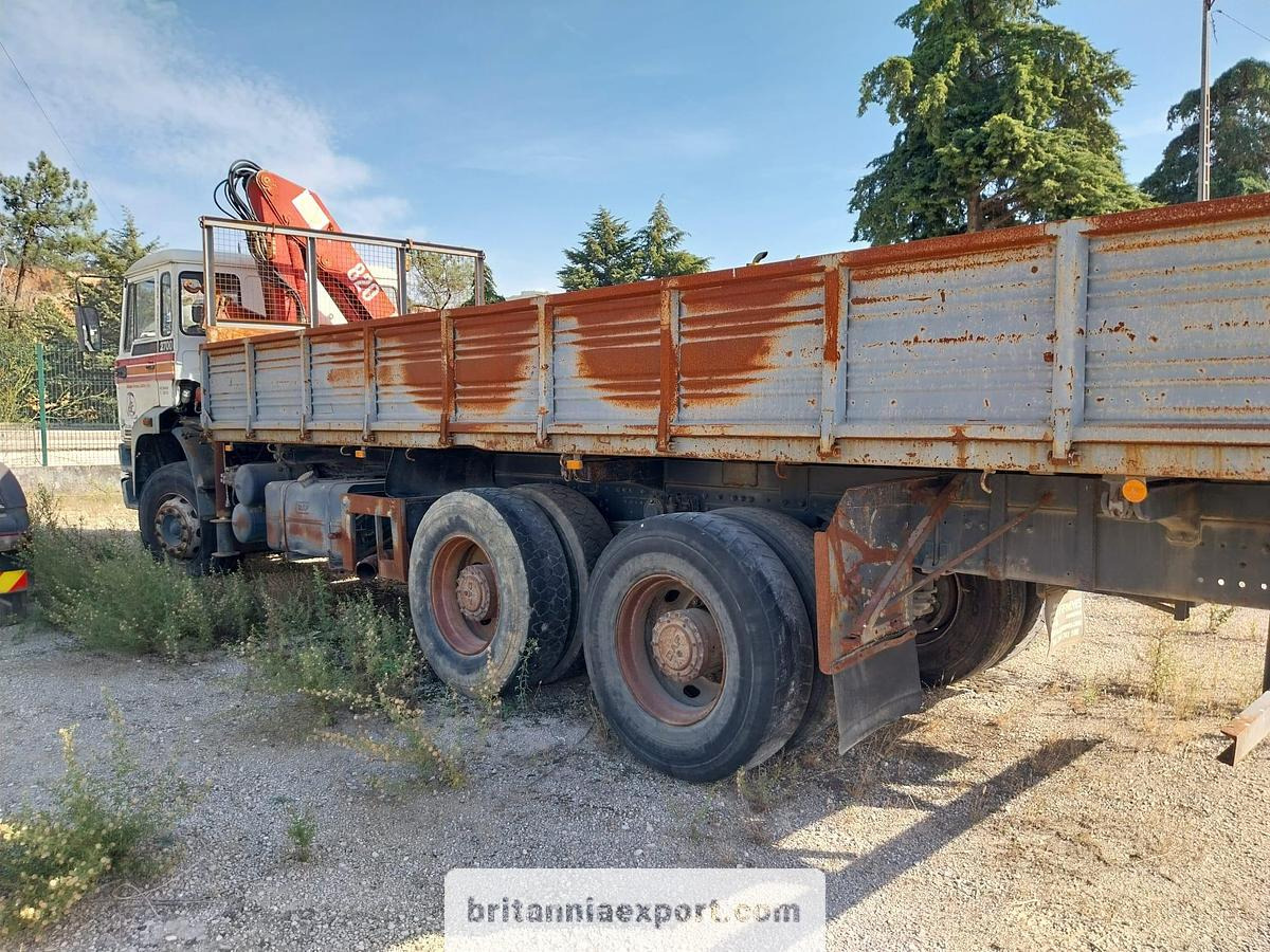 DAF 2700 ATI 6x4 26 Ton Sideways Tipper with HMF 820 Crane | Export Ready. - Tipper: picture 5 DAF 2700 ATI 6x4 26 Ton Sideways Tipper with HMF 820 Crane | Export Ready. - Tipper: picture 5