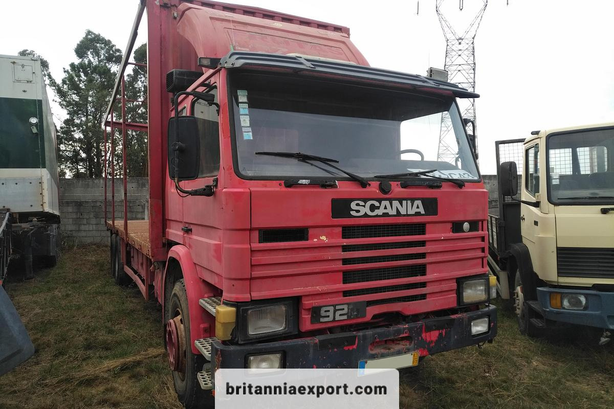 SCANIA P 92H | 6x2 10 tyres | On springs | Manual Pump | 26 ton - Curtainsider truck: picture 1 SCANIA P 92H | 6x2 10 tyres | On springs | Manual Pump | 26 ton - Curtainsider truck: picture 1