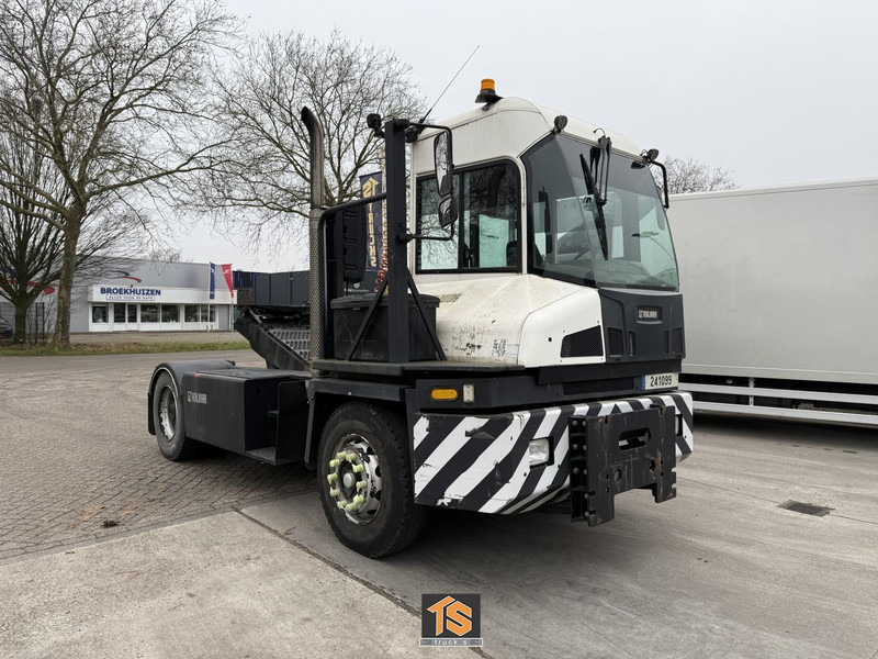 Kalmar T2 TERMINAL TRUCK - 11423 HOURS - TOP! - Terminal tractor: picture 2 Kalmar T2 TERMINAL TRUCK - 11423 HOURS - TOP! - Terminal tractor: picture 2