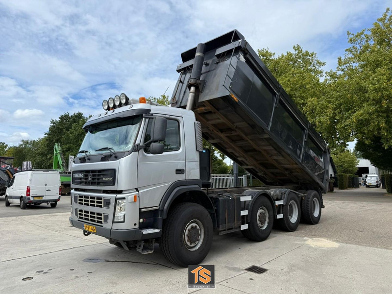 Terberg FM2000-T 8X8 - EURO 5 - AUTOMATIC - KIPPER/TIPPER - NL TRUCK - ISOLATED HARDOX - TOP! - Tipper: picture 1 Terberg FM2000-T 8X8 - EURO 5 - AUTOMATIC - KIPPER/TIPPER - NL TRUCK - ISOLATED HARDOX - TOP! - Tipper: picture 1