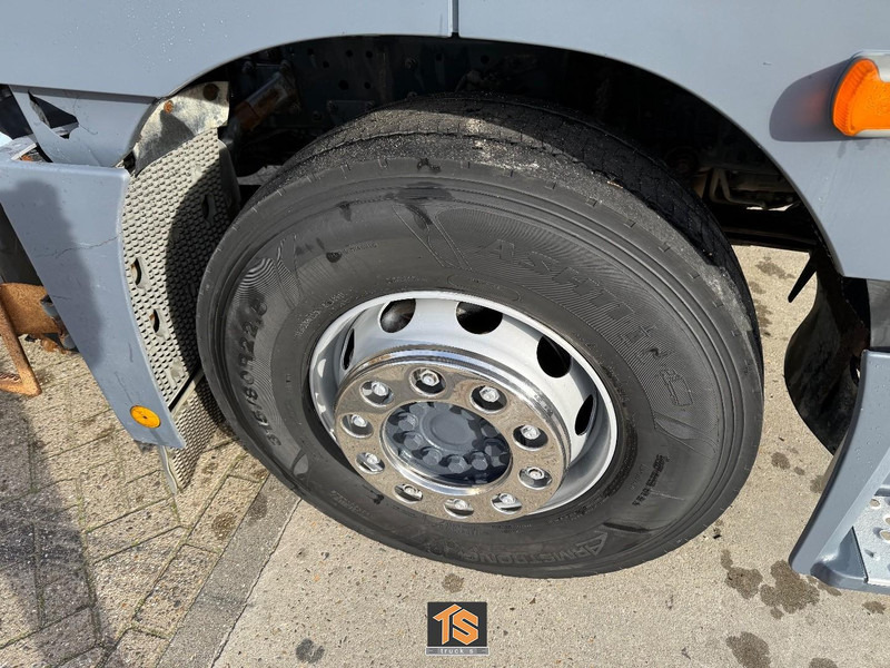 Mercedes-Benz AXOR 18.40 MP3 - MANUAL - TOP TRUCK - Tractor unit: picture 4 Mercedes-Benz AXOR 18.40 MP3 - MANUAL - TOP TRUCK - Tractor unit: picture 4