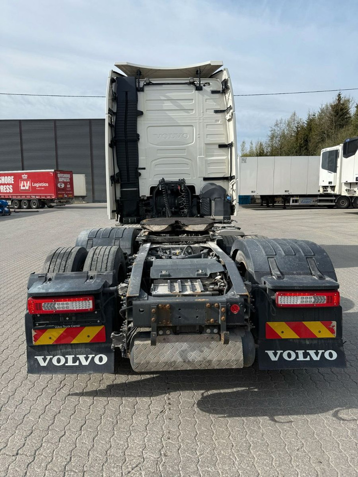 Volvo FH540 6x2 / Double boogie - Tractor unit: picture 4 Volvo FH540 6x2 / Double boogie - Tractor unit: picture 4