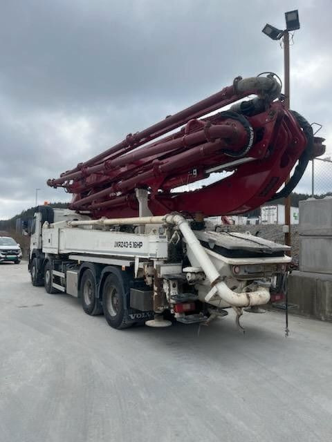 Volvo FMX500 8x4 / JUN JIN 43 mtr pump - Concrete pump truck: picture 4 Volvo FMX500 8x4 / JUN JIN 43 mtr pump - Concrete pump truck: picture 4