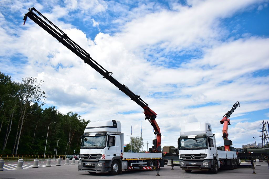 Mercedes-Benz ACTROS 2546 6x2 Palfinger PK 50002 EURO 5 Cran . - Crane truck, Dropside/ Flatbed truck: picture 2 Mercedes-Benz ACTROS 2546 6x2 Palfinger PK 50002 EURO 5 Cran . - Crane truck, Dropside/ Flatbed truck: picture 2