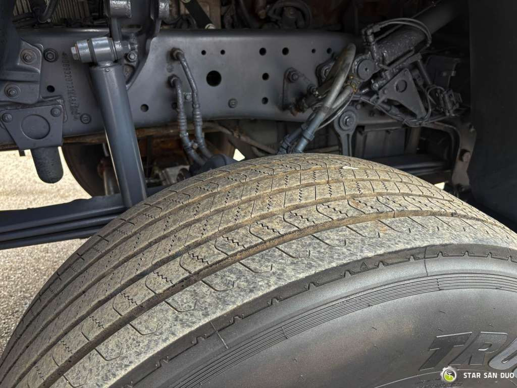 Crane truck Mercedes-Benz Actros 1841 AK 4x4 Hiab 288E-7 Crane Kipper: picture 24 Crane truck Mercedes-Benz Actros 1841 AK 4x4 Hiab 288E-7 Crane Kipper: picture 24