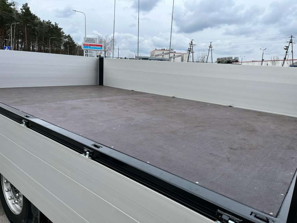 Mercedes-Benz Actros 6x2 HMF 3220 K7 Crane Mercedes-Benz Actros 6x2 HMF 3220 K7 Crane - Crane truck, Dropside/ Flatbed truck: picture 4 Mercedes-Benz Actros 6x2 HMF 3220 K7 Crane Mercedes-Benz Actros 6x2 HMF 3220 K7 Crane - Crane truck, Dropside/ Flatbed truck: picture 4