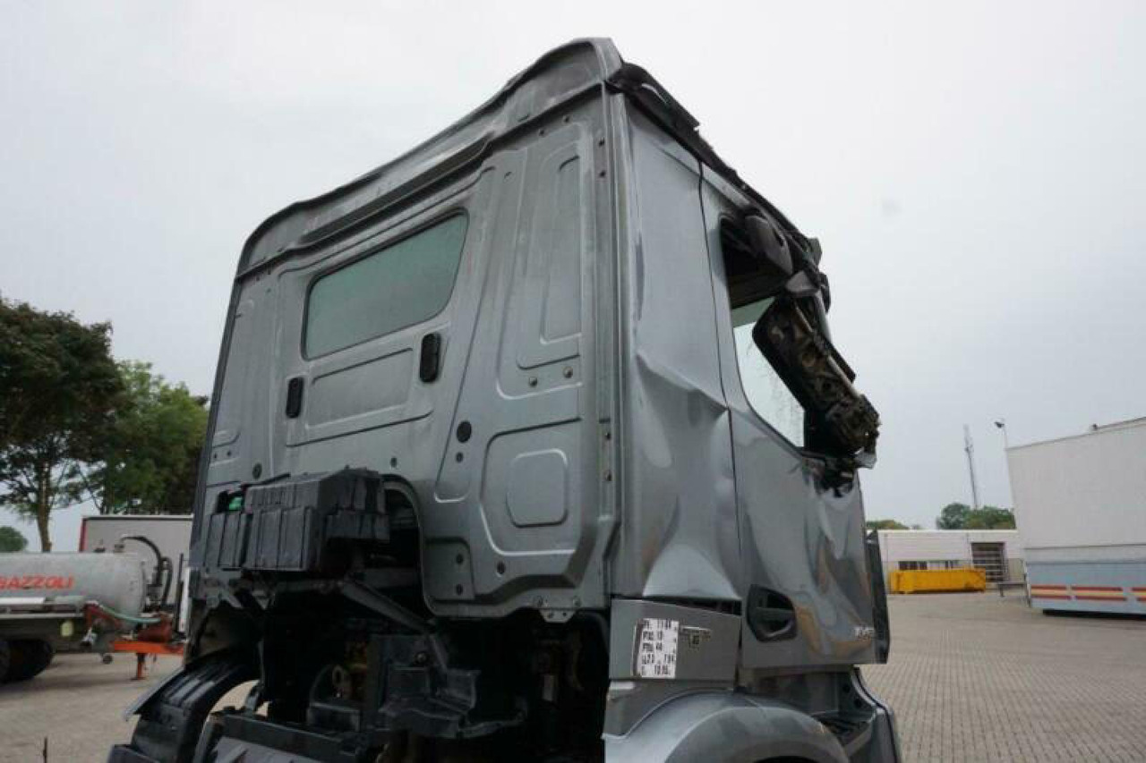 - Cab chassis truck: picture 3 - Cab chassis truck: picture 3
