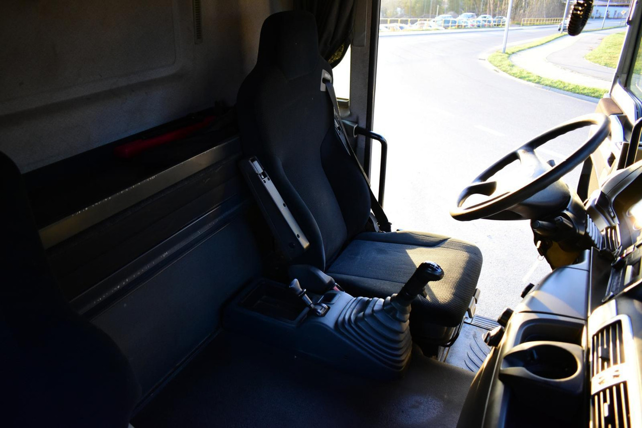 Crane truck : picture 16