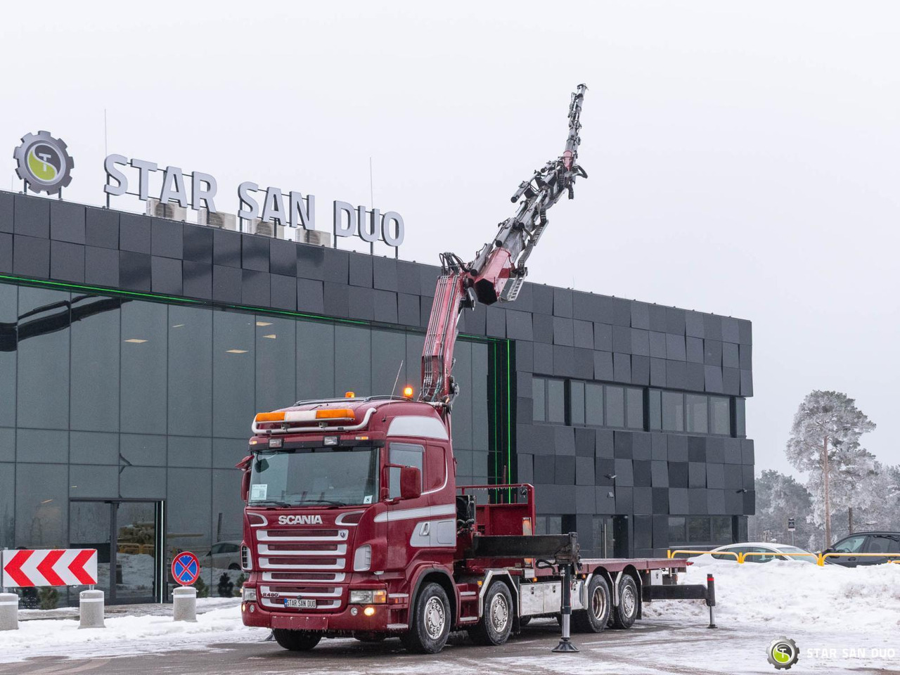 - Crane truck: picture 3 - Crane truck: picture 3