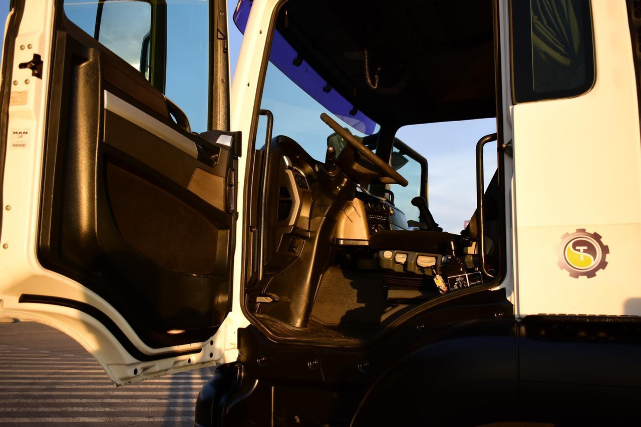 Crane truck : picture 14